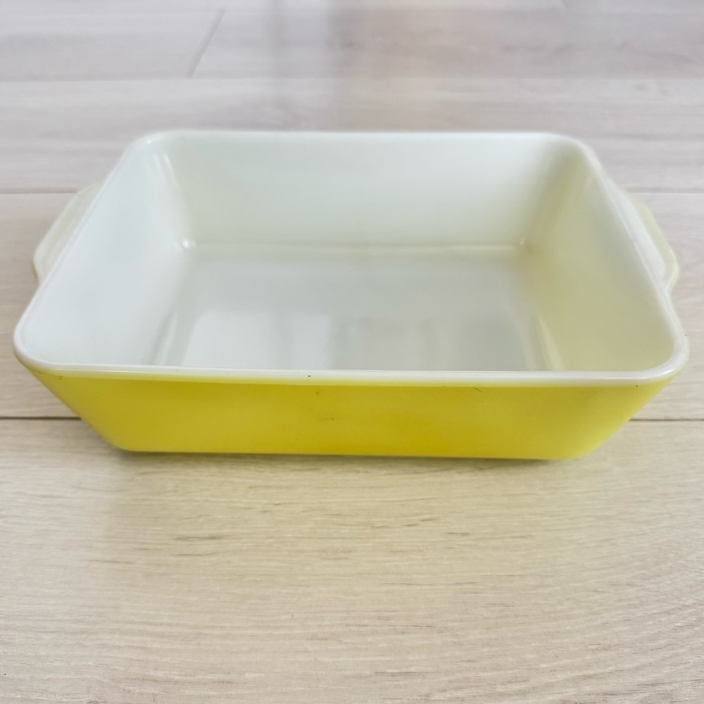 Vintage 0503 Pyrex Yellow Refrigerator Bakeware Rectangular Dish